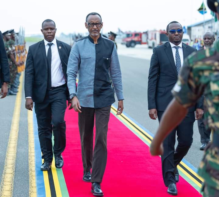 Perezida w’u Rwanda Paul Kagame yamaze kugera muri Zanzibar